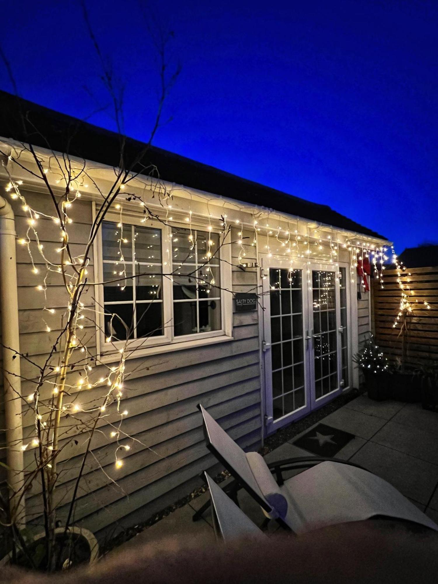 סאות' היילינג Seaside Cabin Retreat In Hayling Island מראה חיצוני תמונה